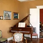 Chateau Belles Graves Bed & Breakfast Pomérols