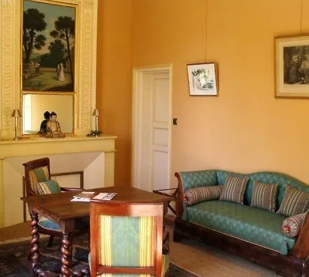 Chateau Belles Graves 2* Pomérols